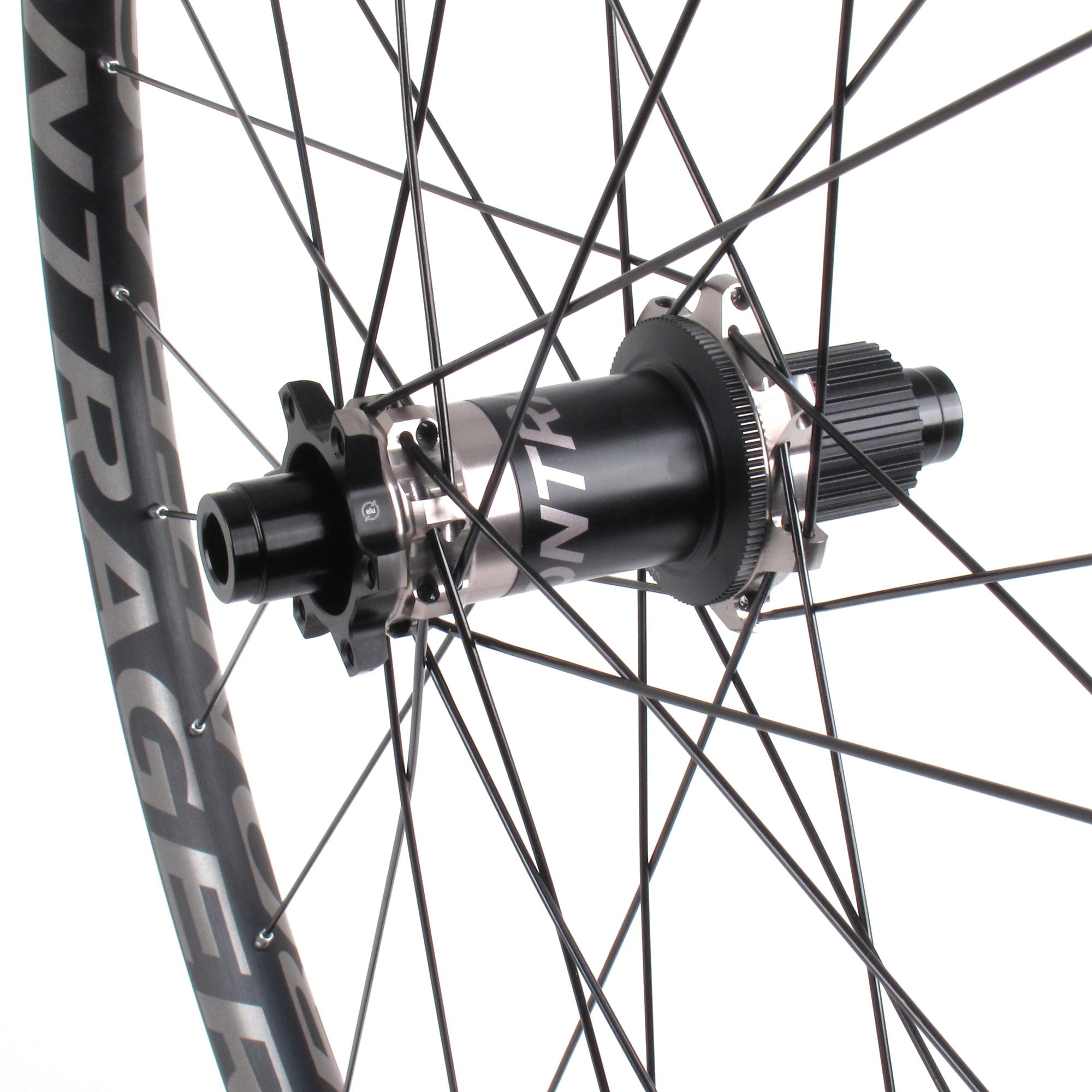 bontrager line 30 wheel
